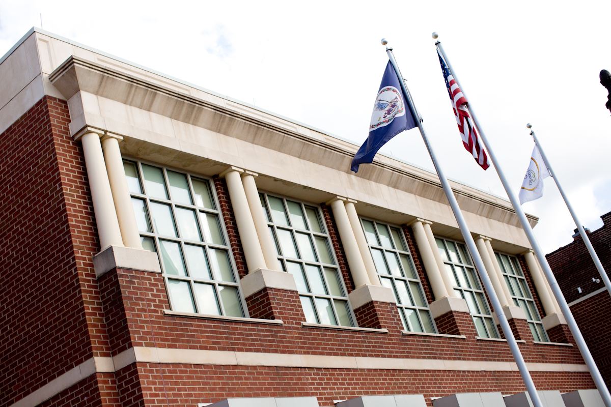 Council. Grove st (162)